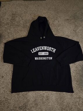 Leavenworth Washington Black Hoodie Sweatshirt